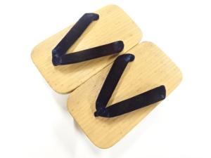 未使用品　男物桐下駄(23センチ)